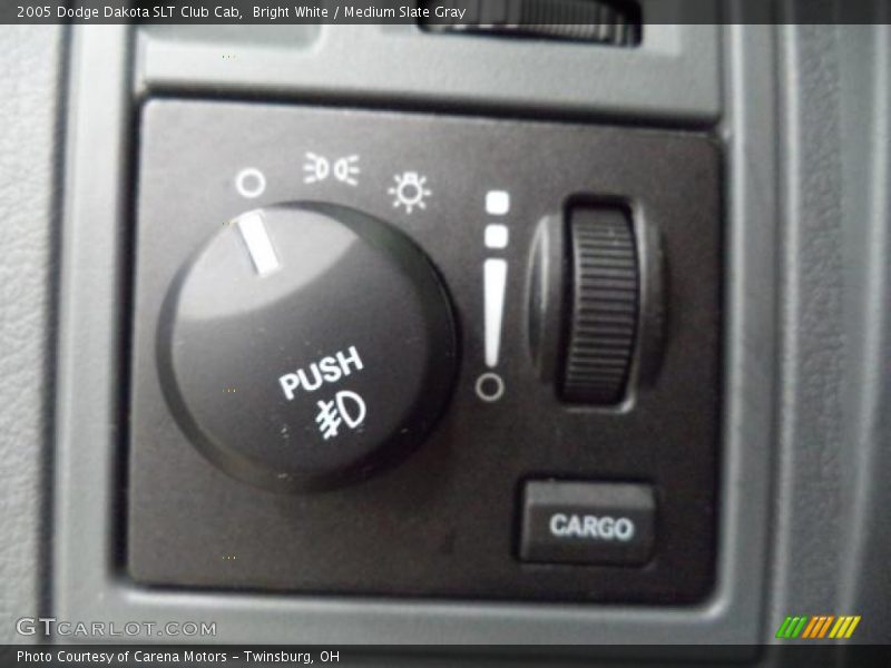 Bright White / Medium Slate Gray 2005 Dodge Dakota SLT Club Cab