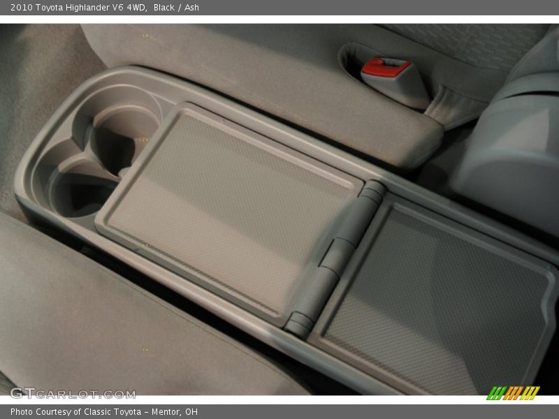 Black / Ash 2010 Toyota Highlander V6 4WD