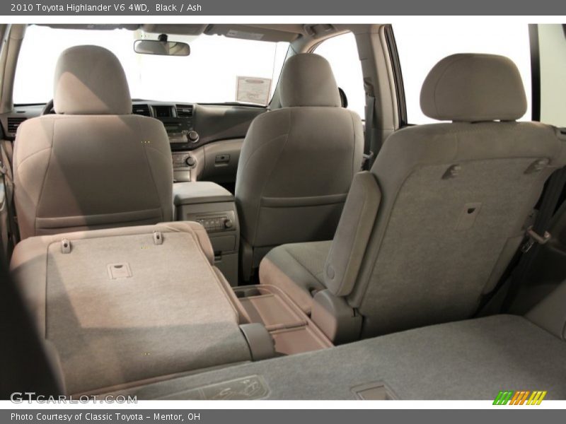 Black / Ash 2010 Toyota Highlander V6 4WD