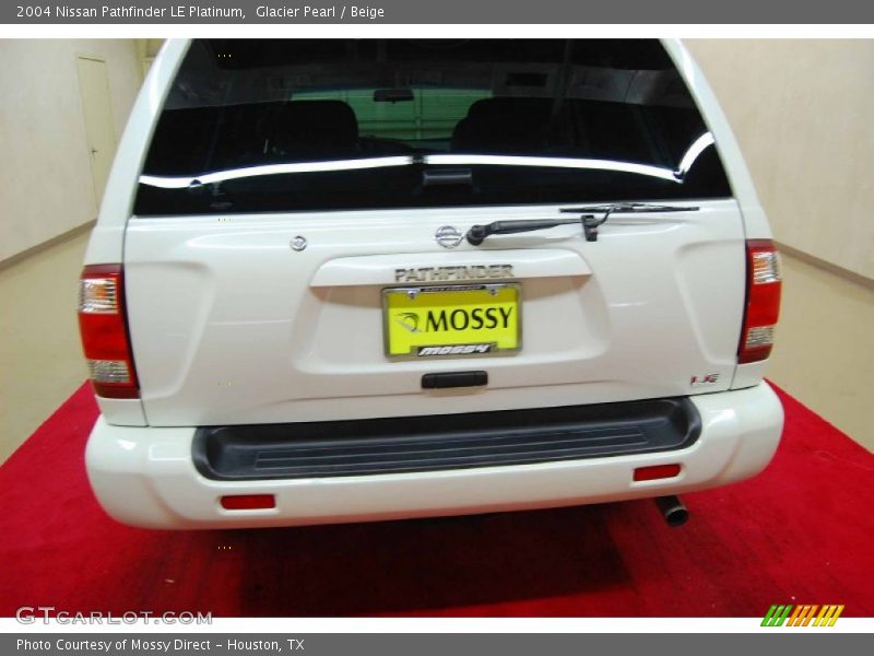 Glacier Pearl / Beige 2004 Nissan Pathfinder LE Platinum