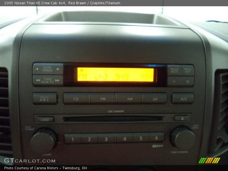 Red Brawn / Graphite/Titanium 2005 Nissan Titan XE Crew Cab 4x4