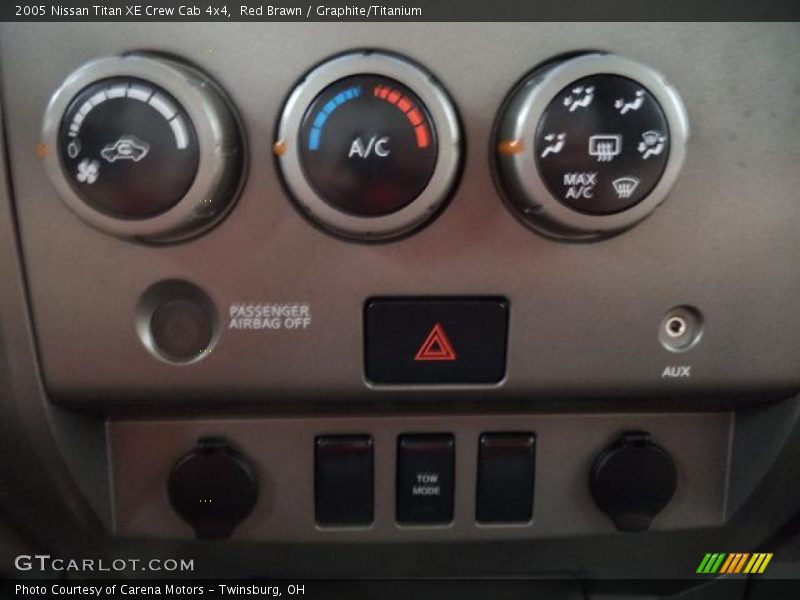 Red Brawn / Graphite/Titanium 2005 Nissan Titan XE Crew Cab 4x4