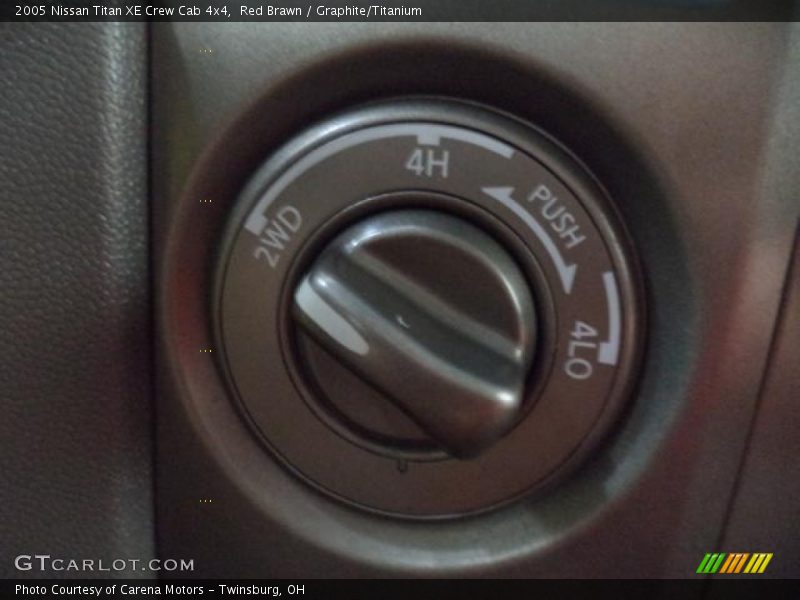 Red Brawn / Graphite/Titanium 2005 Nissan Titan XE Crew Cab 4x4