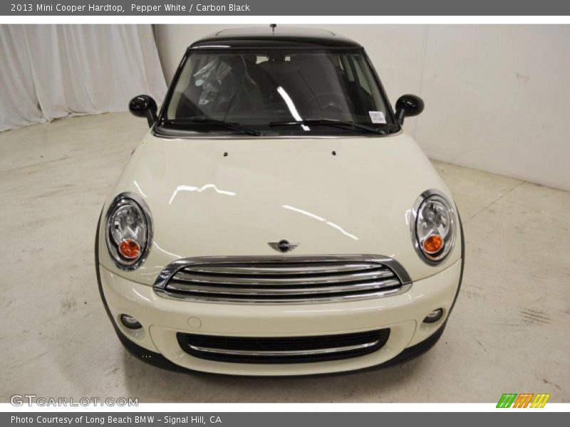 Pepper White / Carbon Black 2013 Mini Cooper Hardtop
