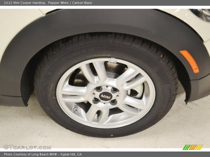Pepper White / Carbon Black 2013 Mini Cooper Hardtop
