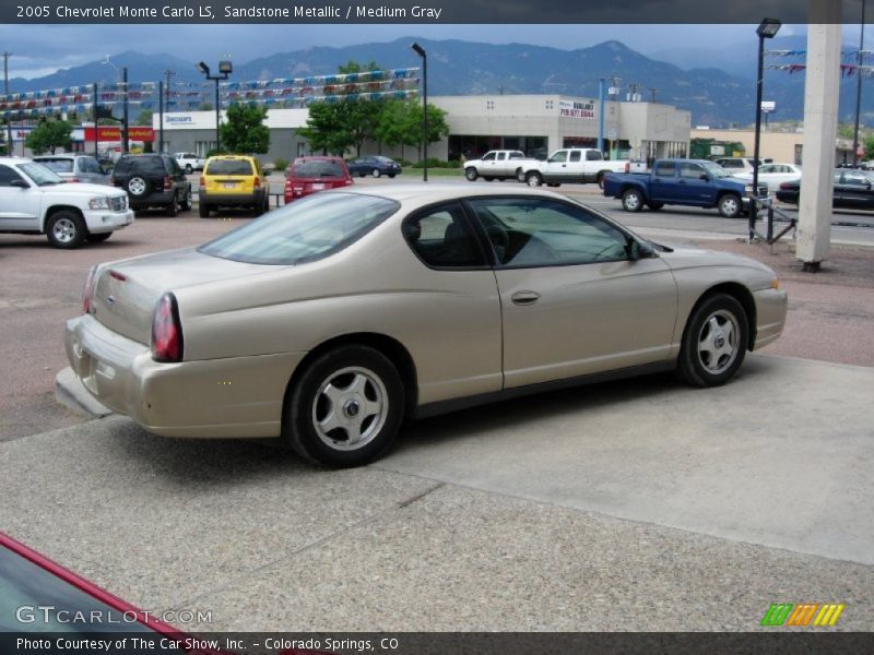 Sandstone Metallic / Medium Gray 2005 Chevrolet Monte Carlo LS
