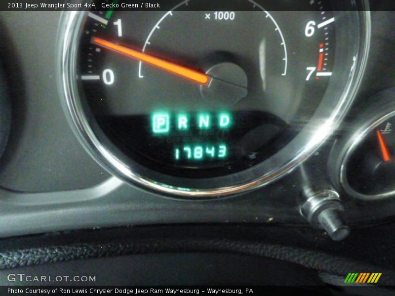 Gecko Green / Black 2013 Jeep Wrangler Sport 4x4
