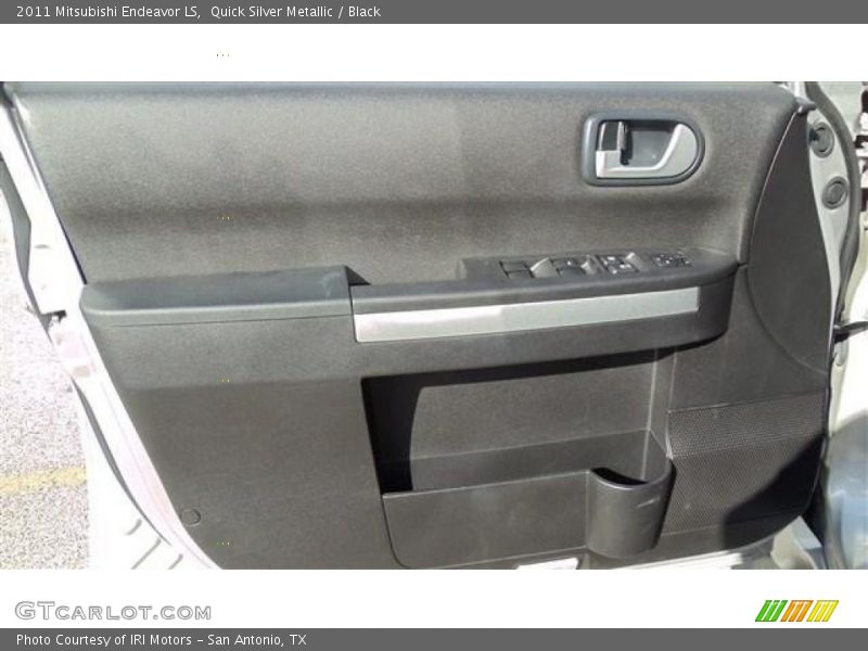 Quick Silver Metallic / Black 2011 Mitsubishi Endeavor LS