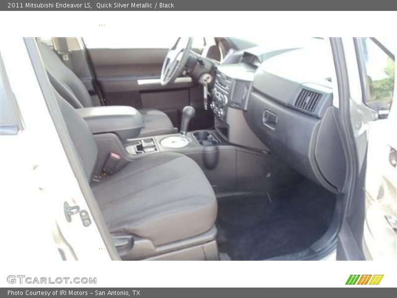 Quick Silver Metallic / Black 2011 Mitsubishi Endeavor LS