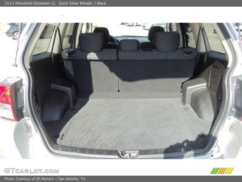 Quick Silver Metallic / Black 2011 Mitsubishi Endeavor LS