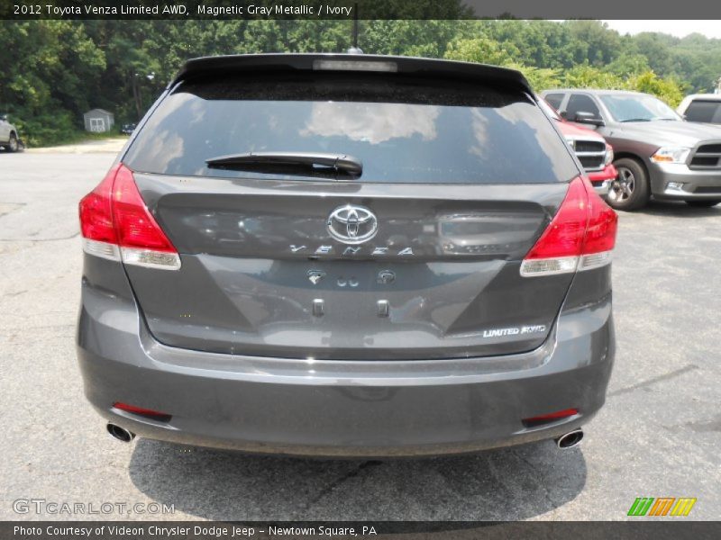 Magnetic Gray Metallic / Ivory 2012 Toyota Venza Limited AWD