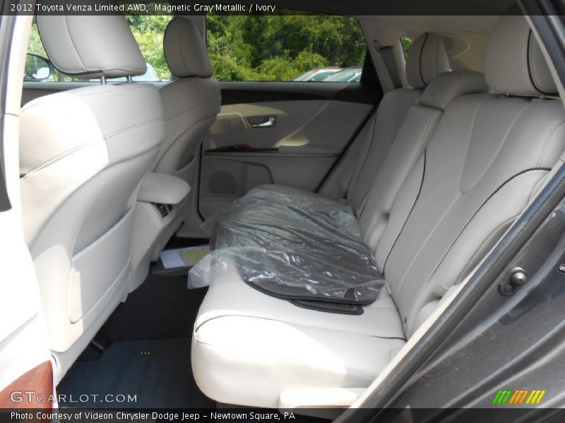 Magnetic Gray Metallic / Ivory 2012 Toyota Venza Limited AWD