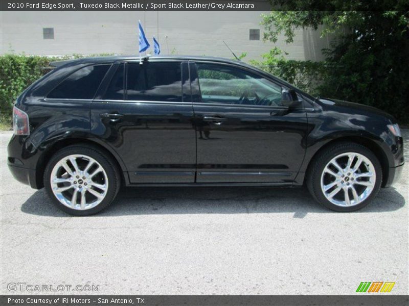 Tuxedo Black Metallic / Sport Black Leather/Grey Alcantara 2010 Ford Edge Sport