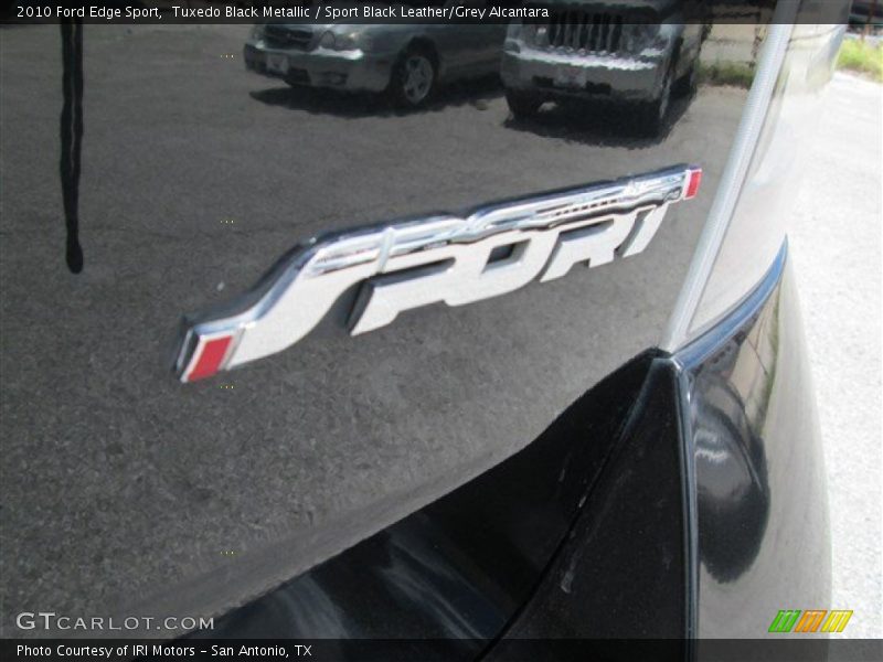 Tuxedo Black Metallic / Sport Black Leather/Grey Alcantara 2010 Ford Edge Sport