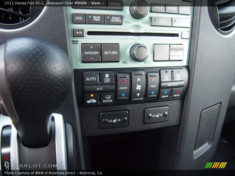 Alabaster Silver Metallic / Black 2011 Honda Pilot EX-L