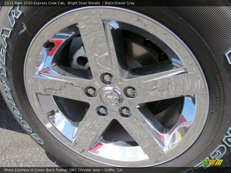 Bright Silver Metallic / Black/Diesel Gray 2013 Ram 1500 Express Crew Cab