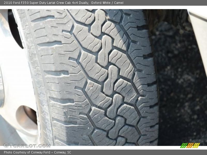 Oxford White / Camel 2010 Ford F350 Super Duty Lariat Crew Cab 4x4 Dually