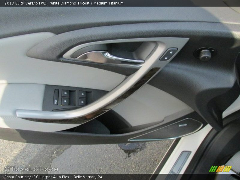 White Diamond Tricoat / Medium Titanium 2013 Buick Verano FWD