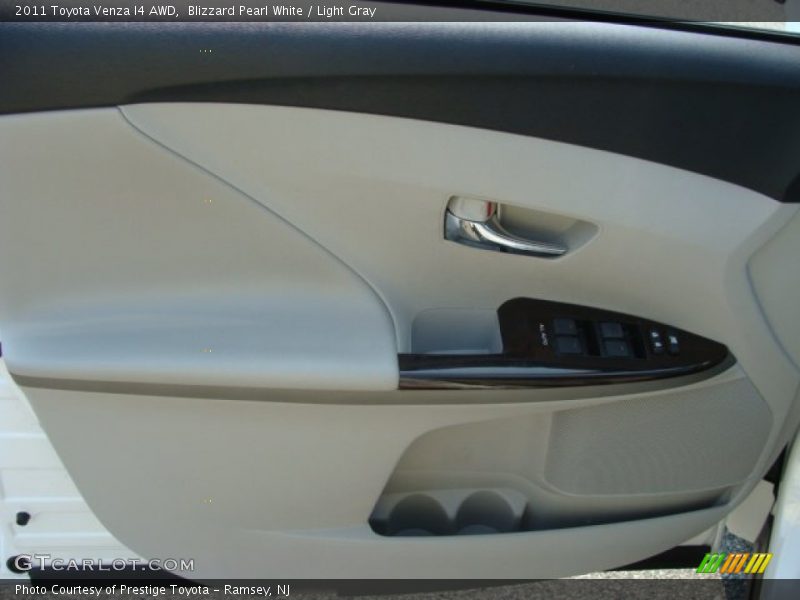 Blizzard Pearl White / Light Gray 2011 Toyota Venza I4 AWD