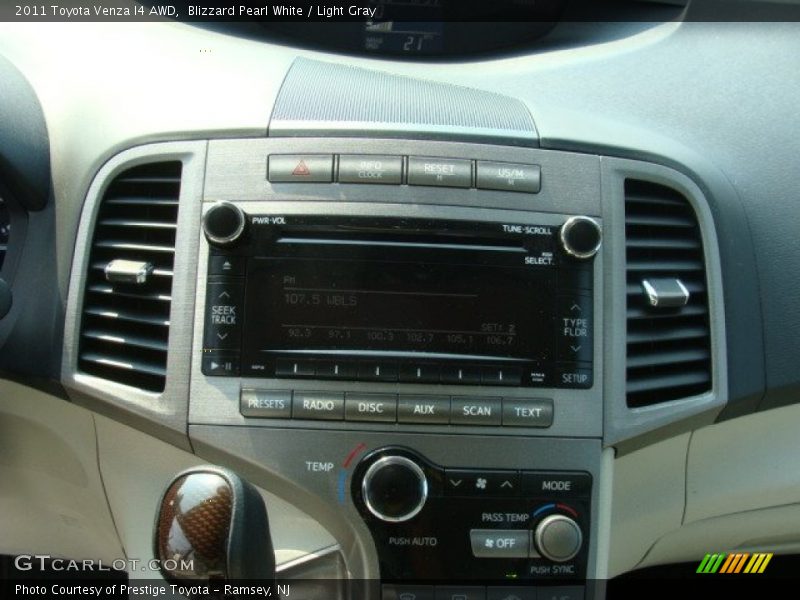 Blizzard Pearl White / Light Gray 2011 Toyota Venza I4 AWD