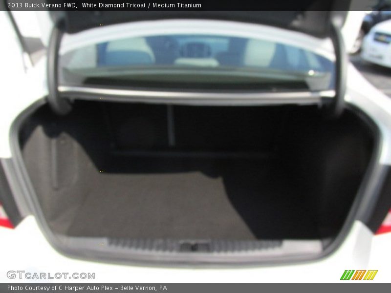 White Diamond Tricoat / Medium Titanium 2013 Buick Verano FWD