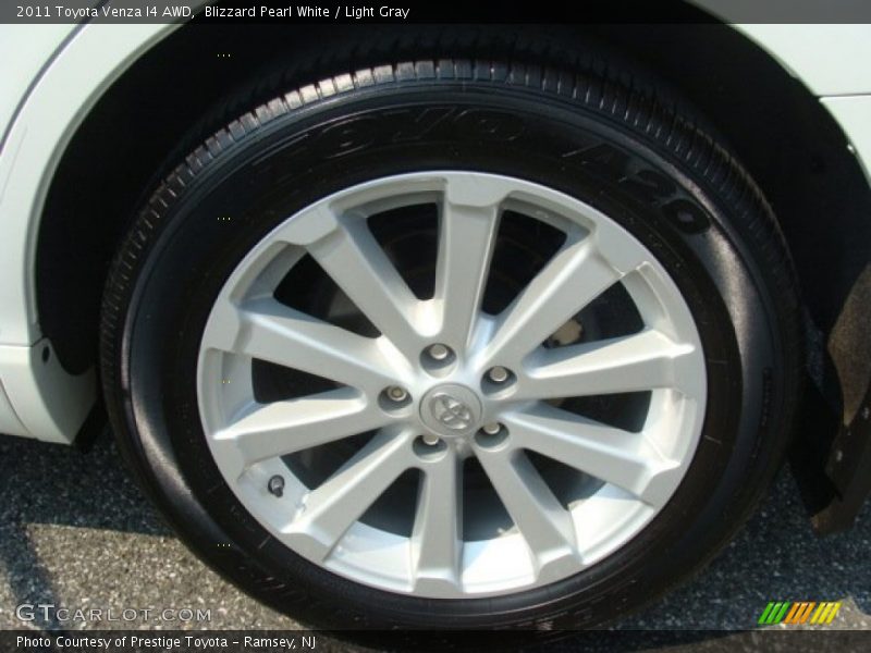 Blizzard Pearl White / Light Gray 2011 Toyota Venza I4 AWD