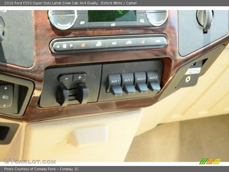 Oxford White / Camel 2010 Ford F350 Super Duty Lariat Crew Cab 4x4 Dually