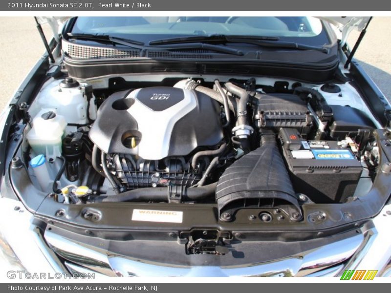Pearl White / Black 2011 Hyundai Sonata SE 2.0T