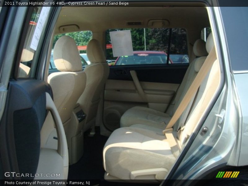 Cypress Green Pearl / Sand Beige 2011 Toyota Highlander V6 4WD