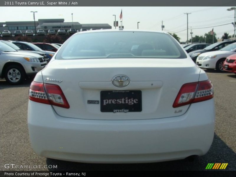 Super White / Ash 2011 Toyota Camry LE