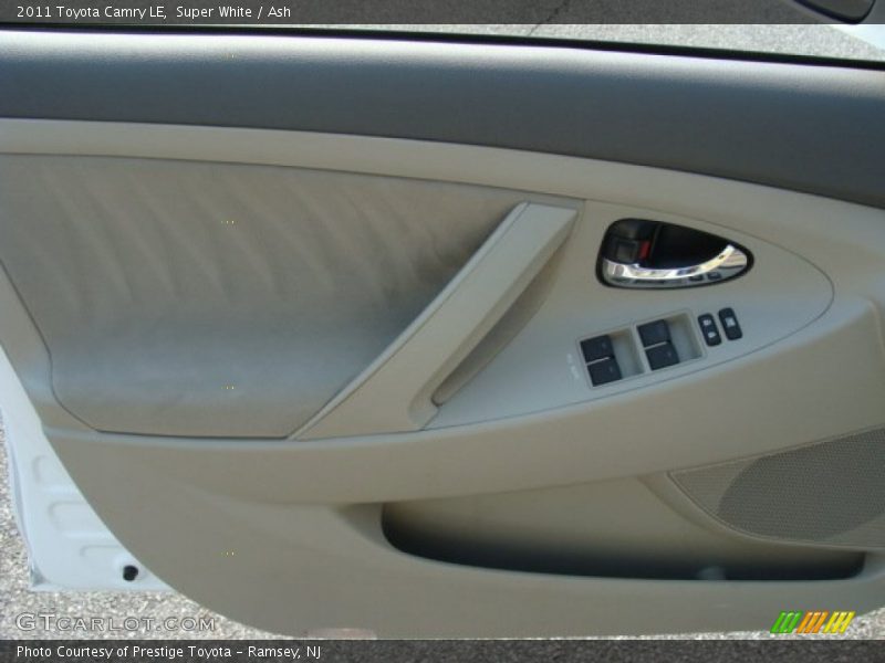 Super White / Ash 2011 Toyota Camry LE