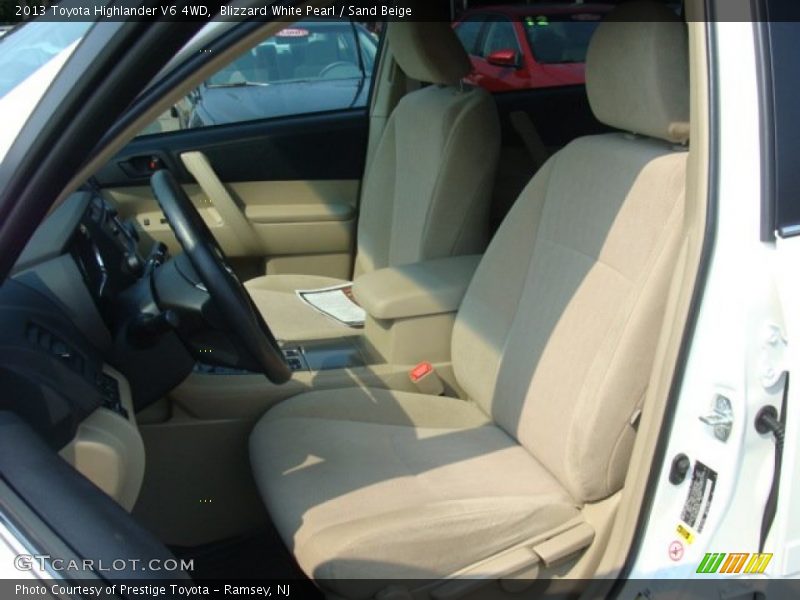 Blizzard White Pearl / Sand Beige 2013 Toyota Highlander V6 4WD