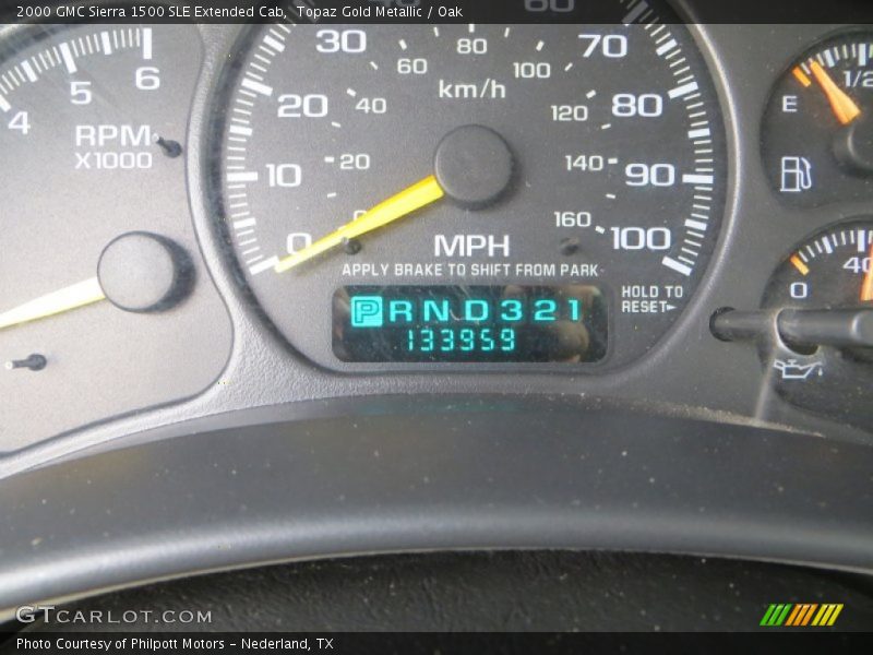 Topaz Gold Metallic / Oak 2000 GMC Sierra 1500 SLE Extended Cab