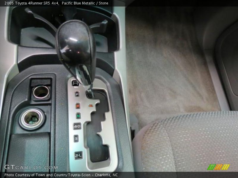 Pacific Blue Metallic / Stone 2005 Toyota 4Runner SR5 4x4