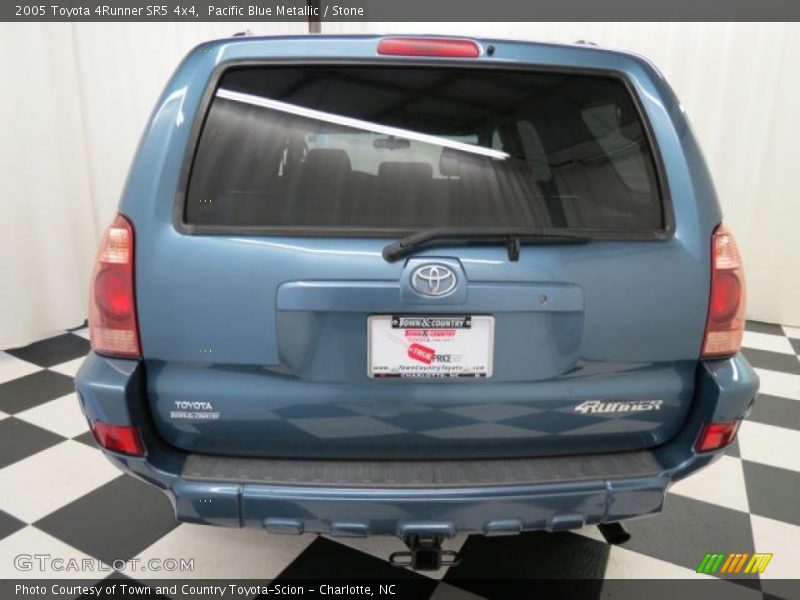 Pacific Blue Metallic / Stone 2005 Toyota 4Runner SR5 4x4