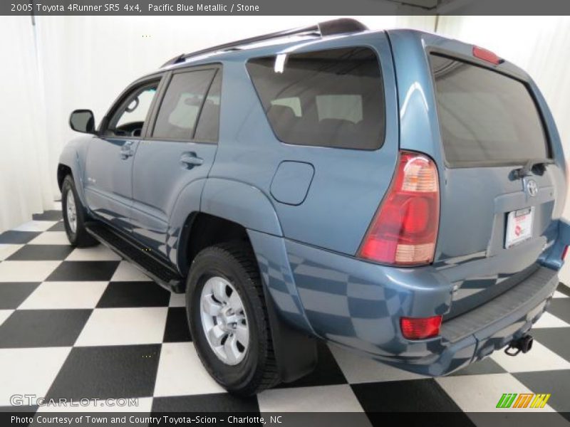 Pacific Blue Metallic / Stone 2005 Toyota 4Runner SR5 4x4