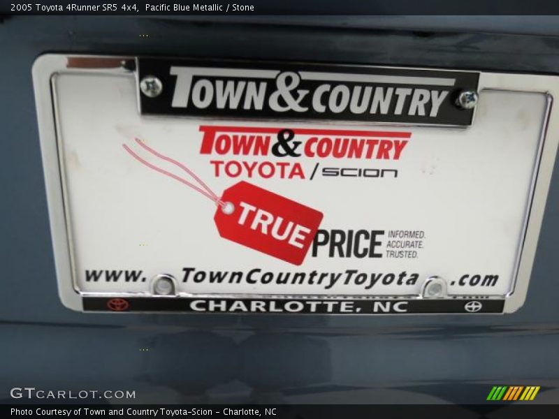 Pacific Blue Metallic / Stone 2005 Toyota 4Runner SR5 4x4