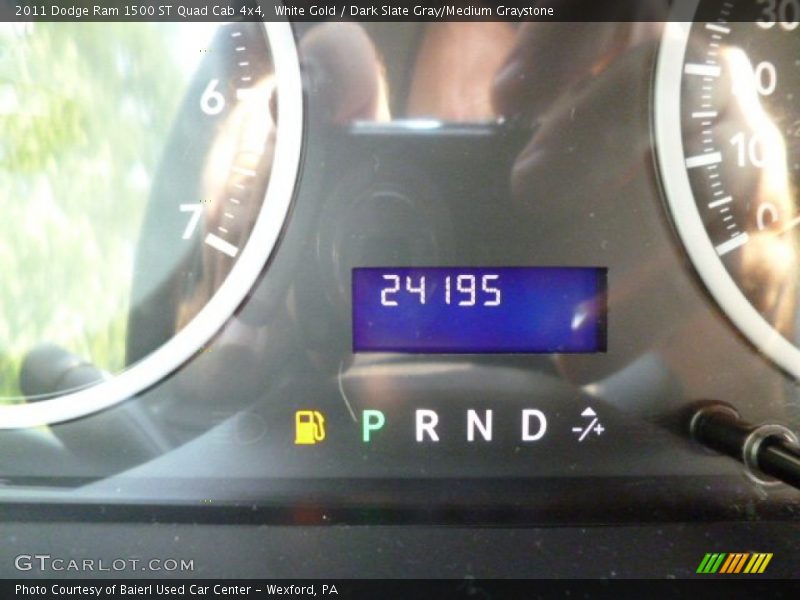 White Gold / Dark Slate Gray/Medium Graystone 2011 Dodge Ram 1500 ST Quad Cab 4x4