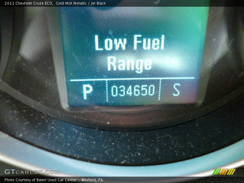 Gold Mist Metallic / Jet Black 2011 Chevrolet Cruze ECO