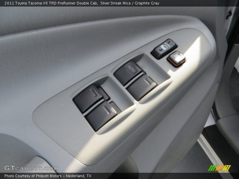 Silver Streak Mica / Graphite Gray 2011 Toyota Tacoma V6 TRD PreRunner Double Cab