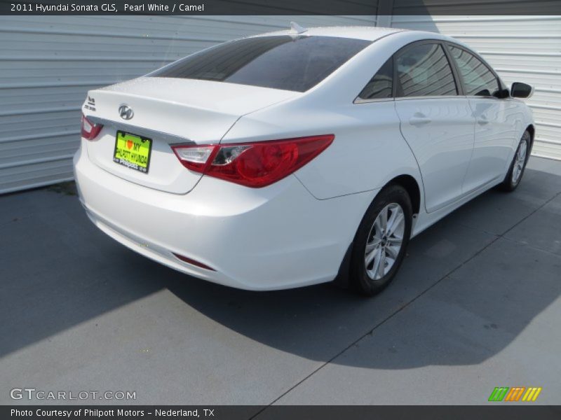 Pearl White / Camel 2011 Hyundai Sonata GLS