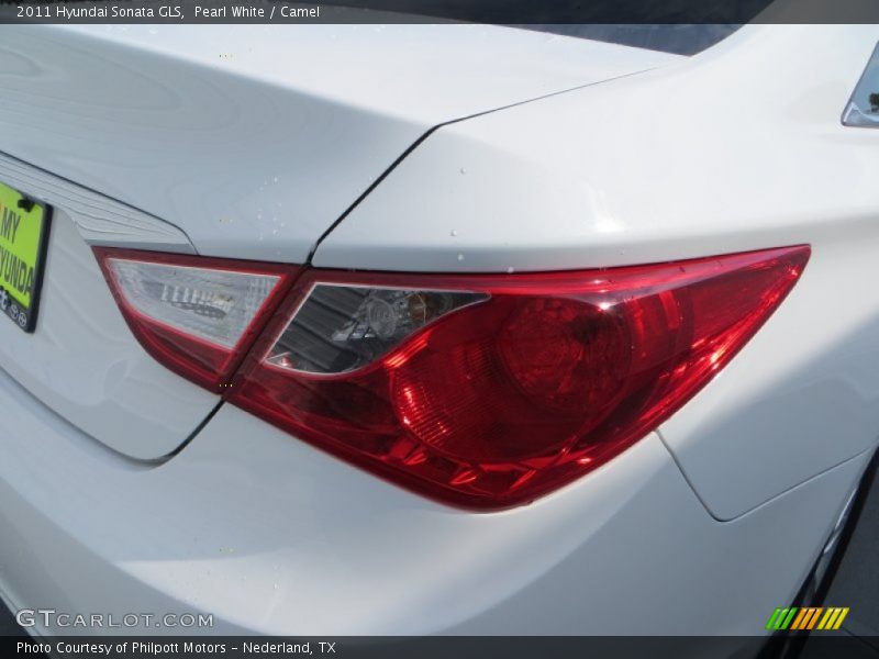 Pearl White / Camel 2011 Hyundai Sonata GLS