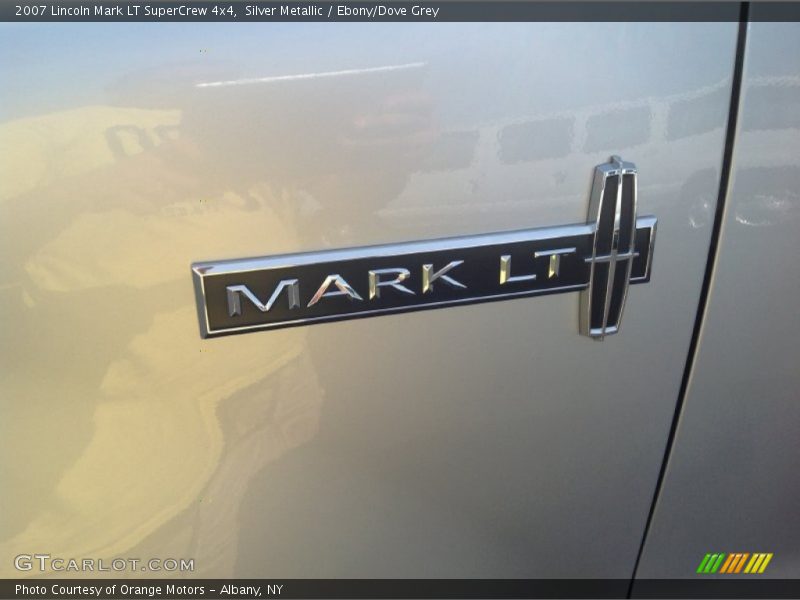 Silver Metallic / Ebony/Dove Grey 2007 Lincoln Mark LT SuperCrew 4x4