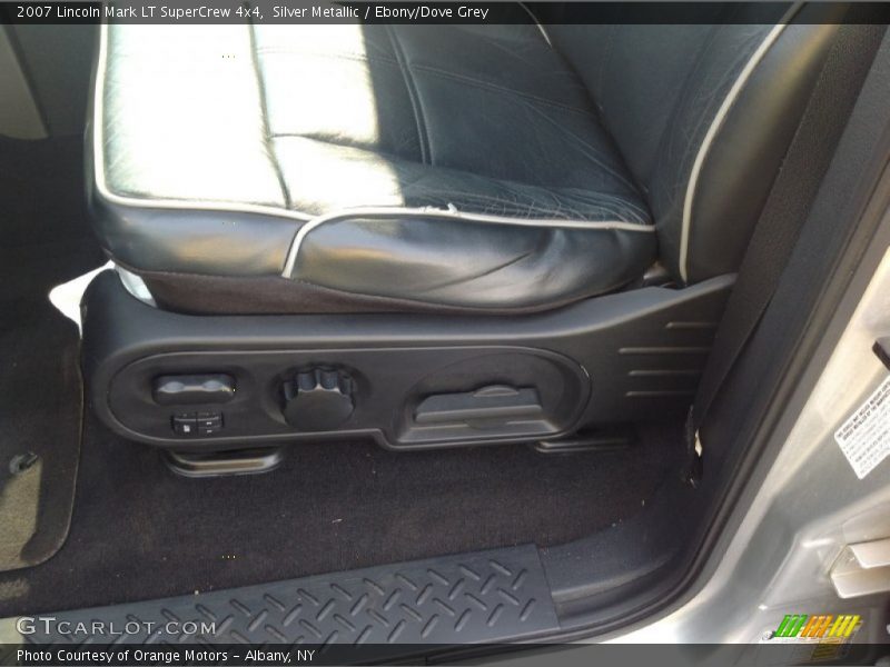 Silver Metallic / Ebony/Dove Grey 2007 Lincoln Mark LT SuperCrew 4x4