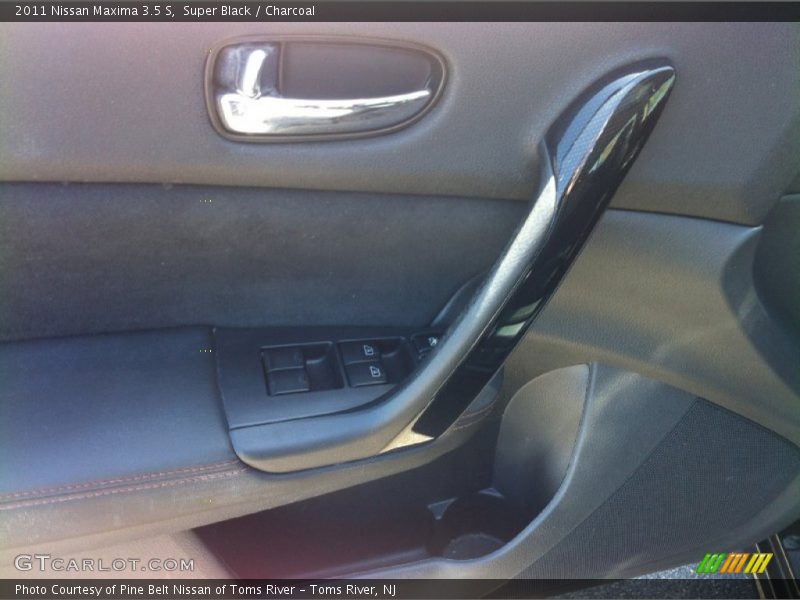 Super Black / Charcoal 2011 Nissan Maxima 3.5 S