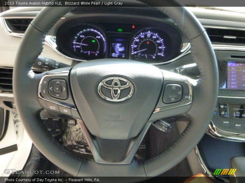 Blizzard White Pearl / Light Gray 2013 Toyota Avalon Hybrid XLE