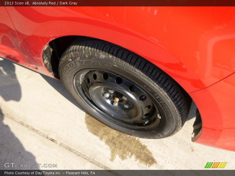 Absolutly Red / Dark Gray 2013 Scion xB