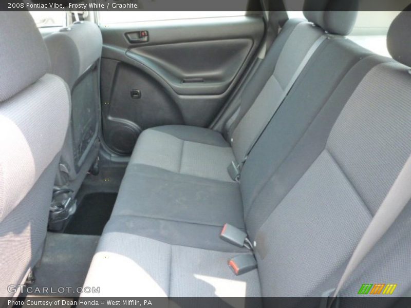 Frosty White / Graphite 2008 Pontiac Vibe