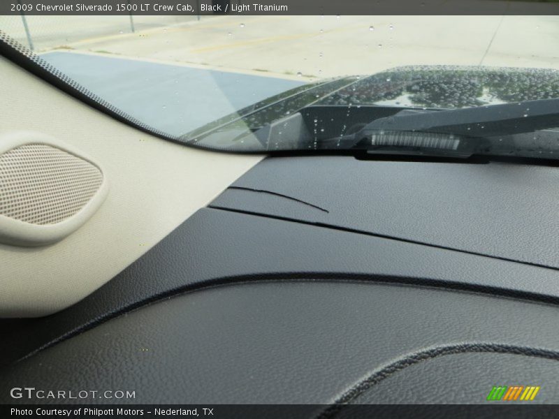 Black / Light Titanium 2009 Chevrolet Silverado 1500 LT Crew Cab