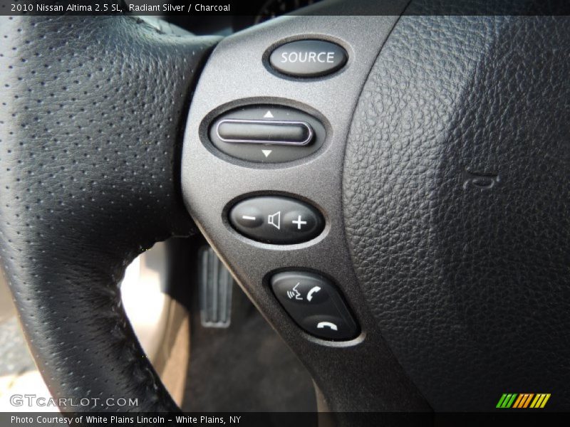 Radiant Silver / Charcoal 2010 Nissan Altima 2.5 SL